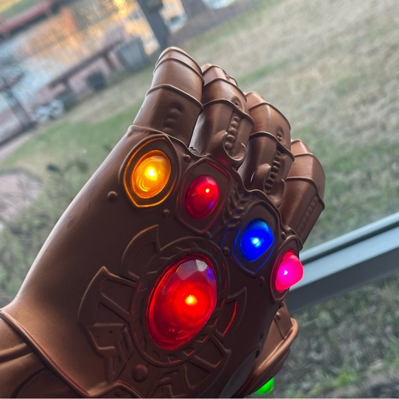 Thanos Infinity Gauntlet Light Gloves Cosplay War Marvel Avengers Adult Size - Picture 6 of 16